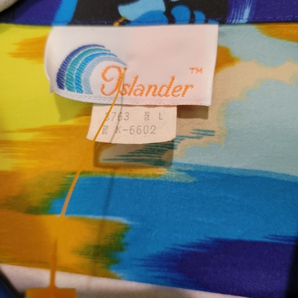 Islander Vibrant Blue and Yellow Hawaiian Shirt - Picture 4 of 9